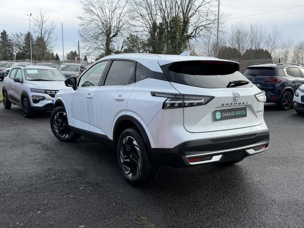Nissan Qashqai - Photo 2