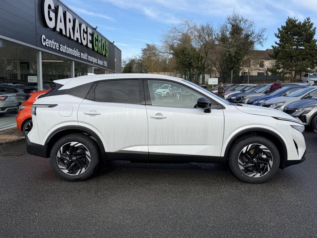 Nissan Qashqai - Photo 4