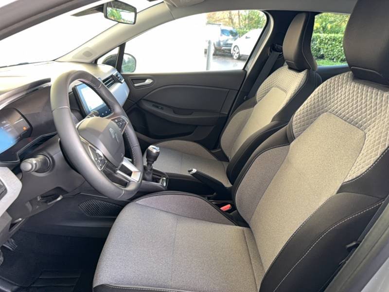 Renault Clio - Photo 16