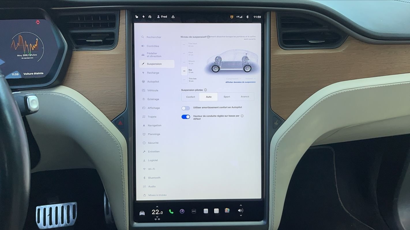 Tesla Model X - Photo 29