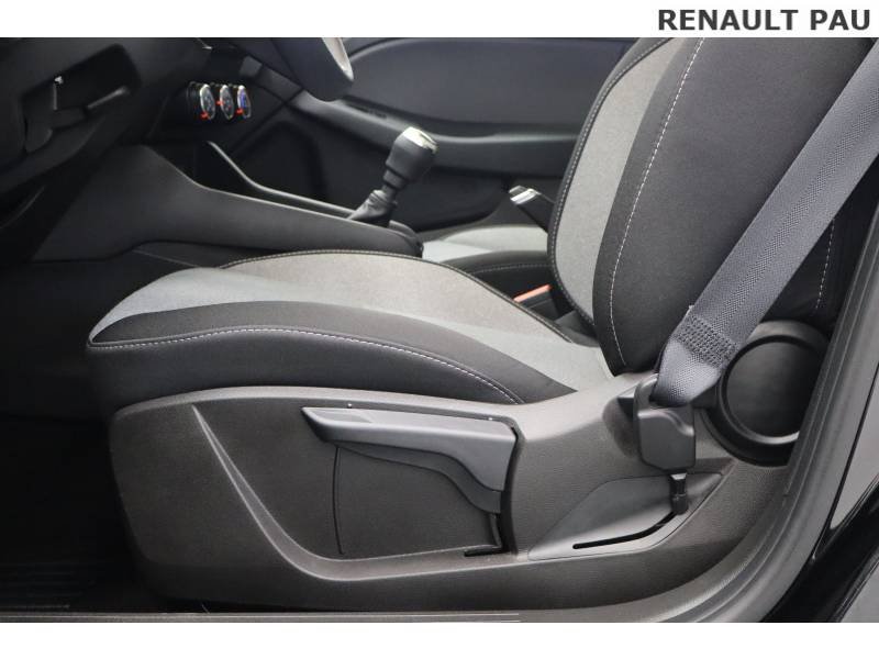 Renault Clio - Photo 18