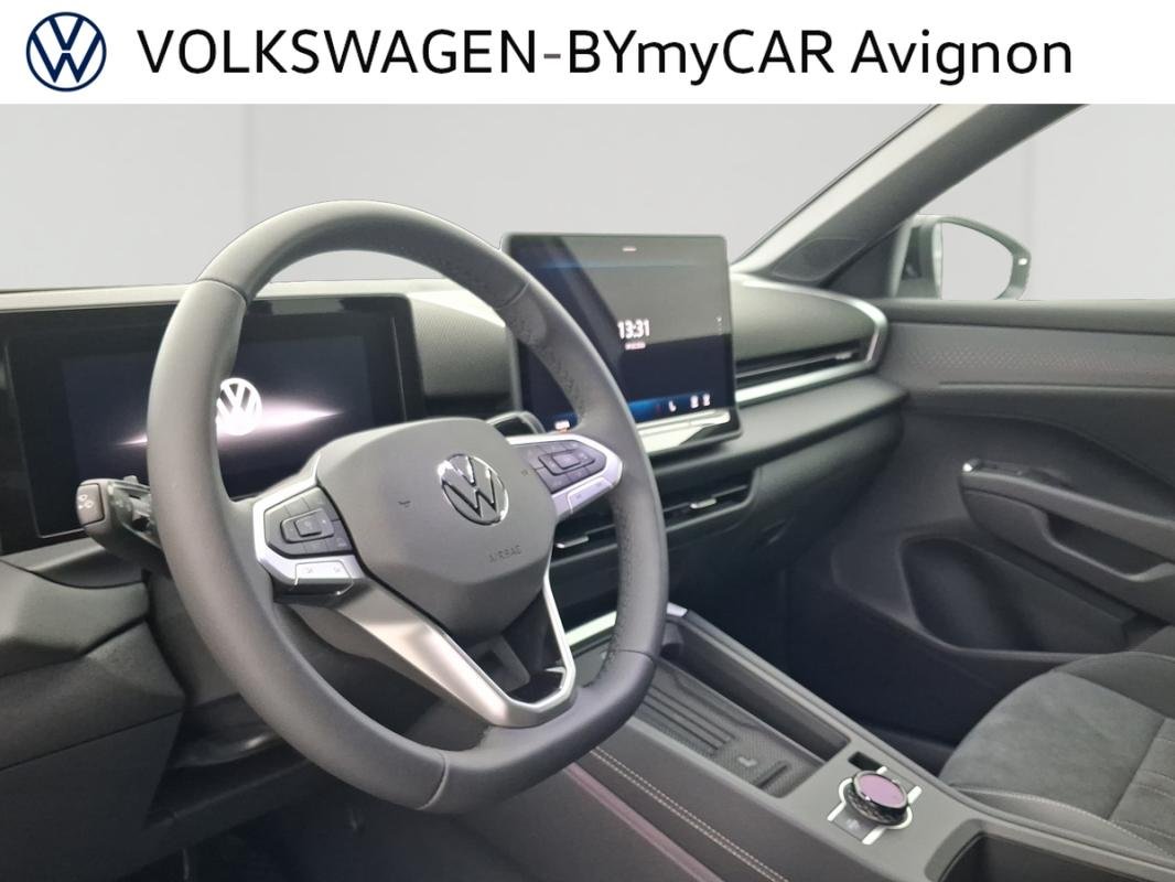 Volkswagen T-Roc - Photo 22