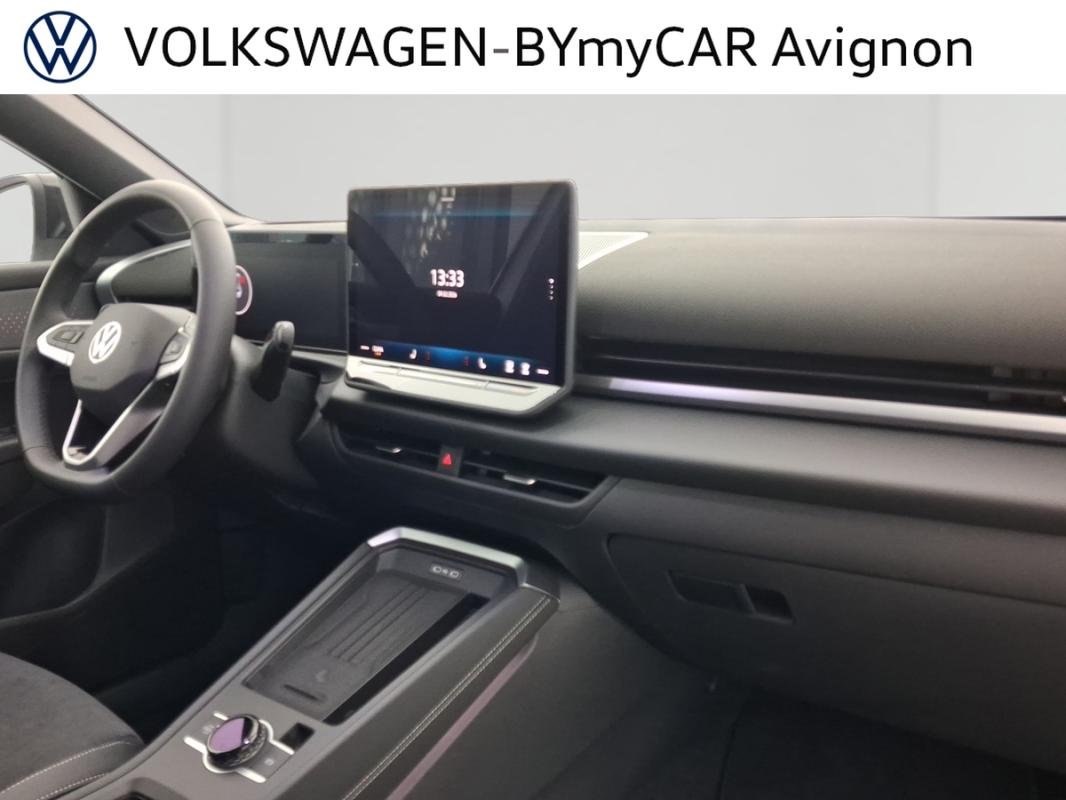Volkswagen T-Roc - Photo 28
