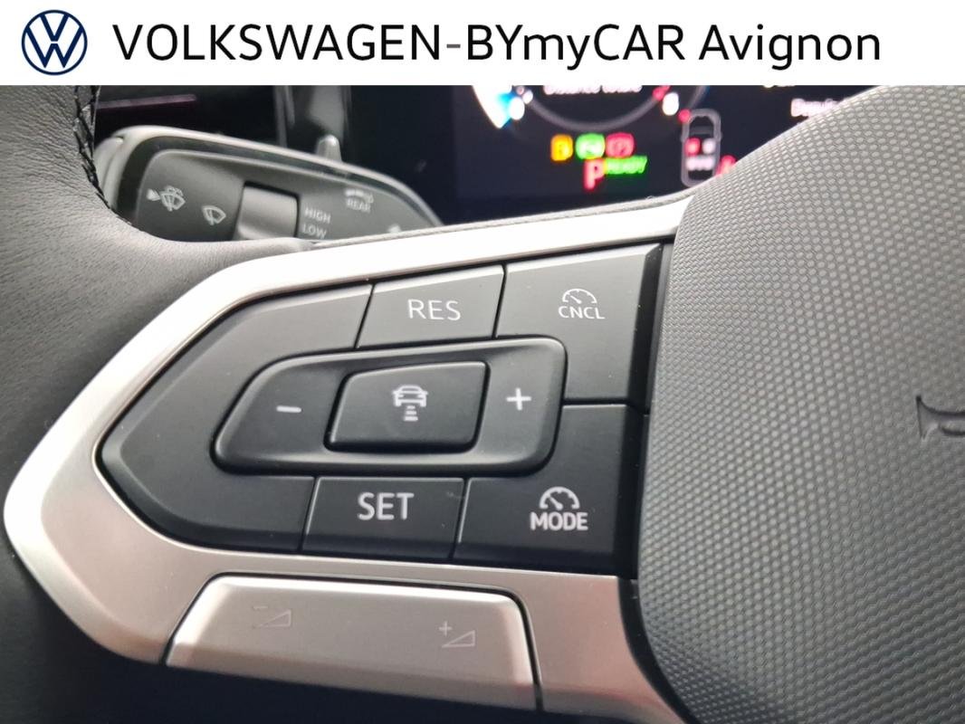 Volkswagen T-Roc - Photo 32