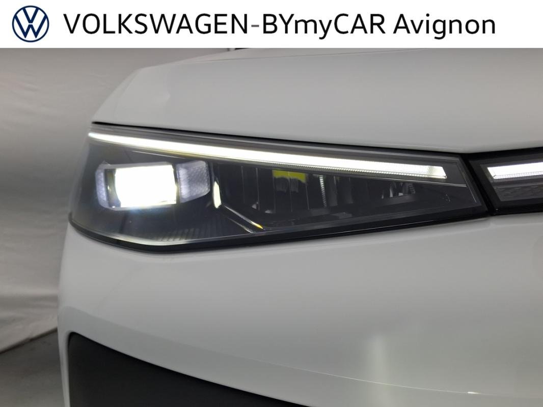 Volkswagen T-Roc - Photo 35