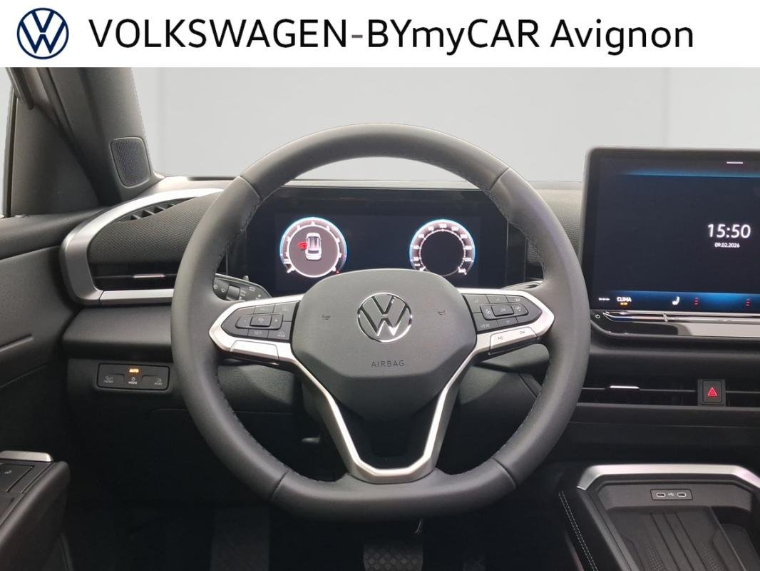 Volkswagen T-Roc - Photo 11