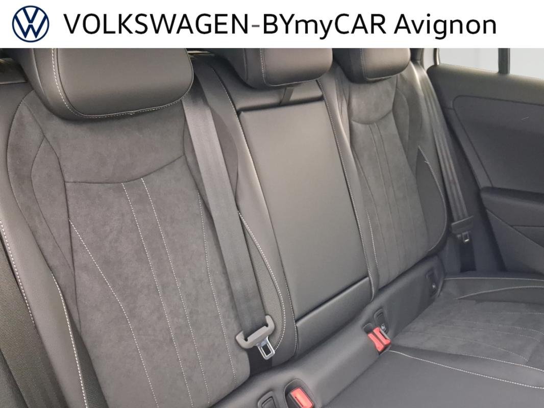 Volkswagen T-Roc - Photo 27