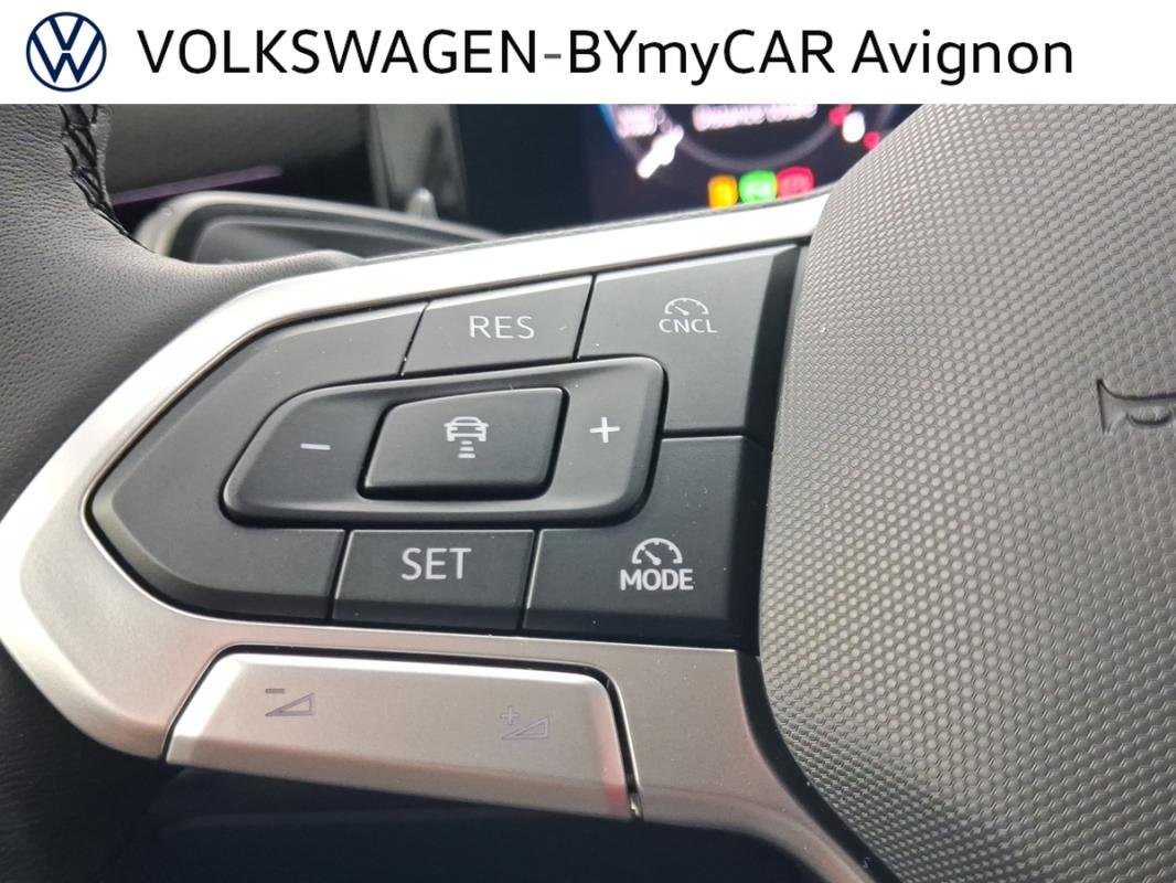 Volkswagen T-Roc - Photo 34