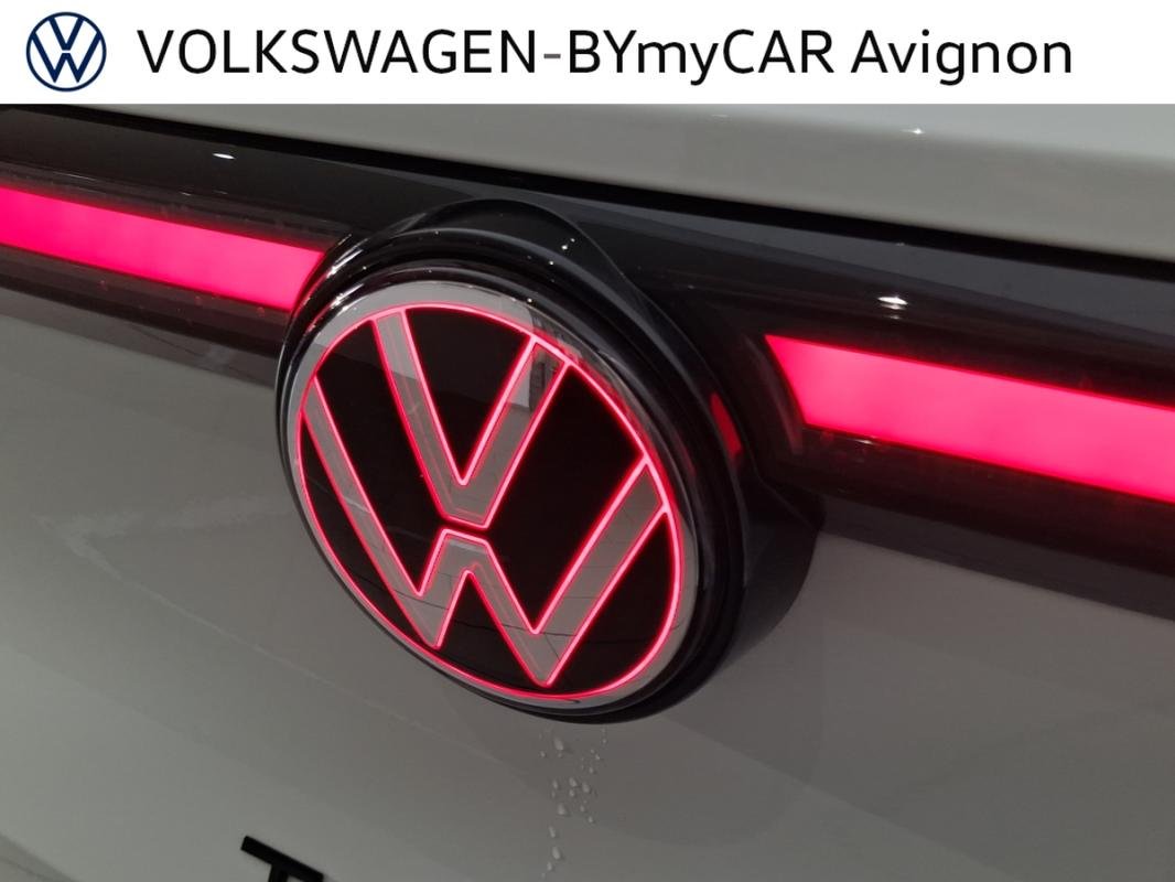 Volkswagen T-Roc - Photo 40