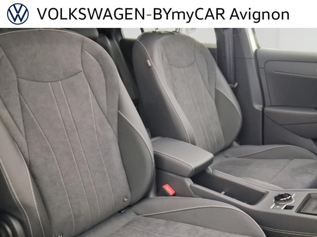 Volkswagen T-Roc - Photo 27