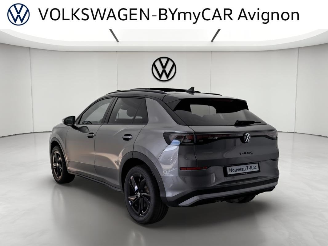 Volkswagen T-Roc - Photo 3