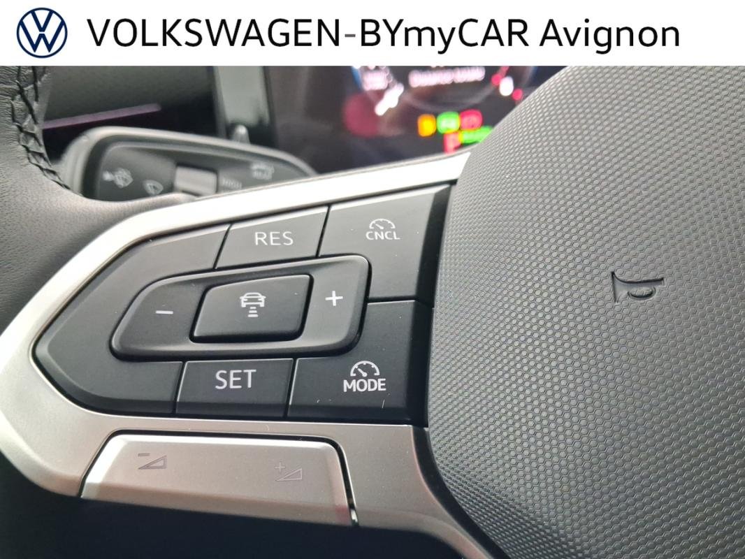 Volkswagen T-Roc - Photo 33