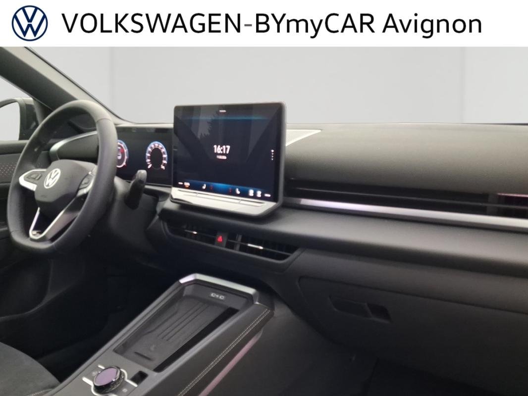 Volkswagen T-Roc - Photo 28