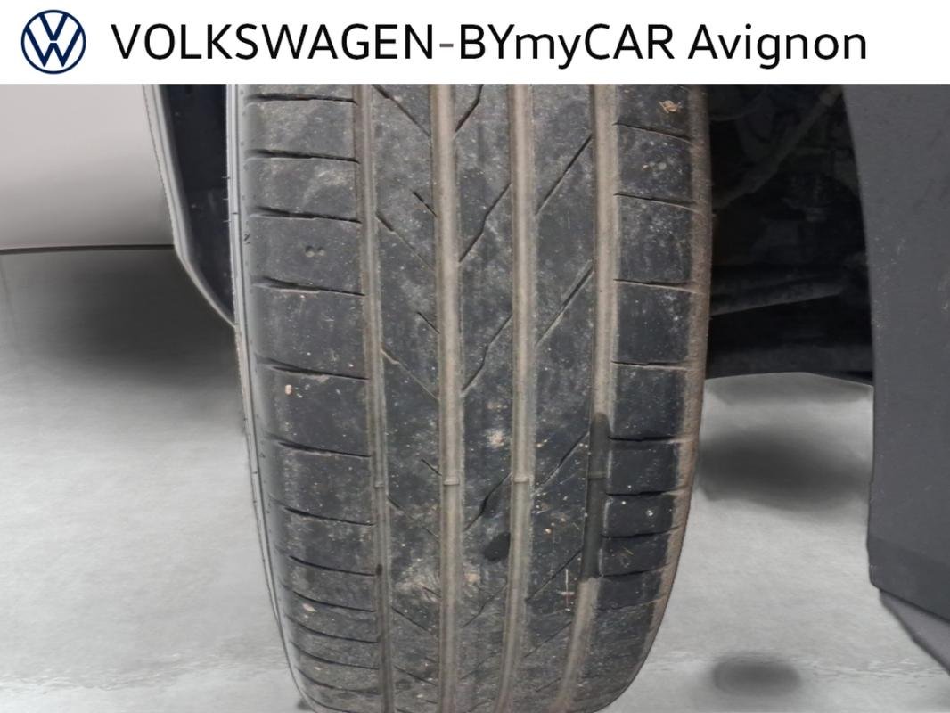 Volkswagen T-Roc - Photo 9