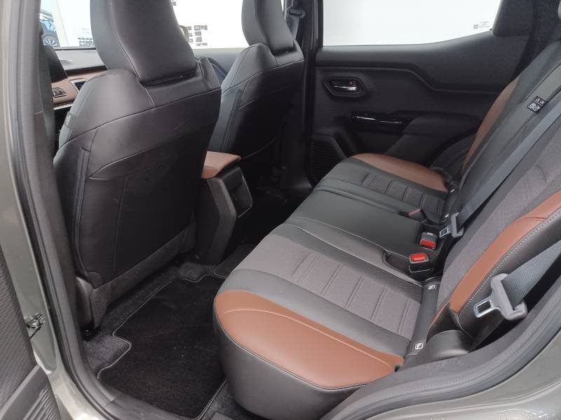 Suzuki Vitara - Photo 13