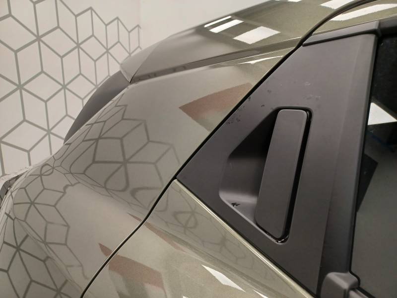 Suzuki Vitara - Photo 23
