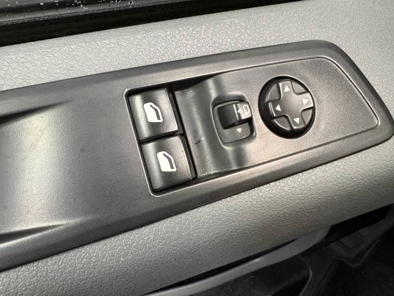 Peugeot Expert - Photo 8