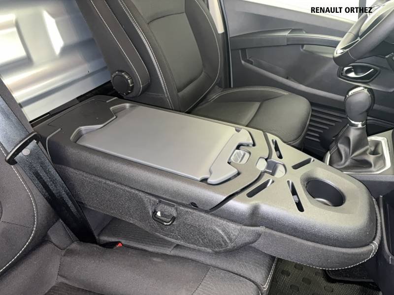 Renault Trafic - Photo 18