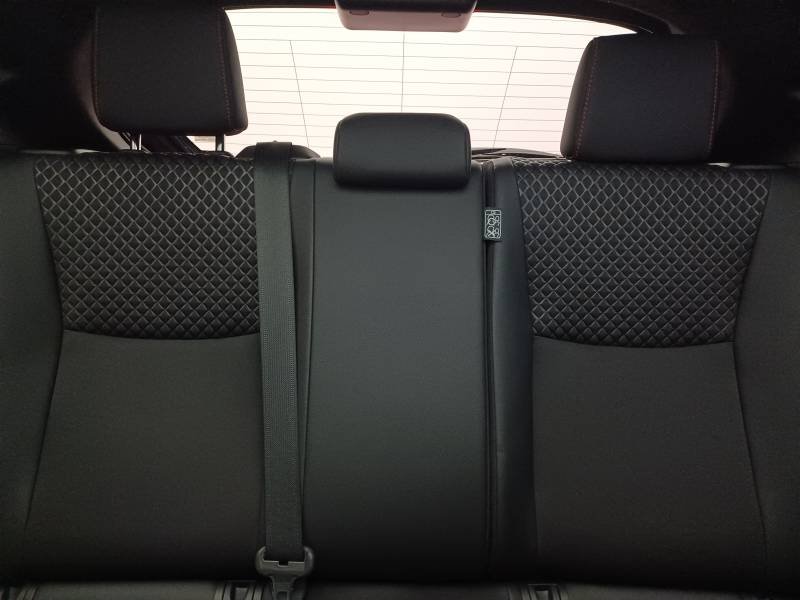 Toyota Yaris - Photo 24