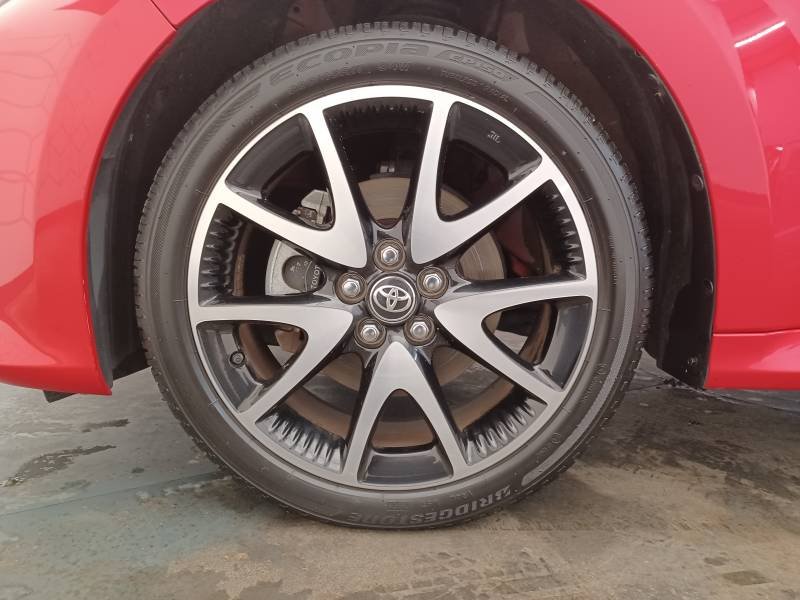 Toyota Yaris - Photo 7