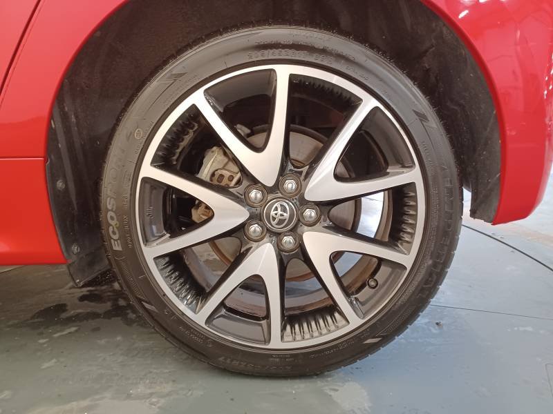Toyota Yaris - Photo 8