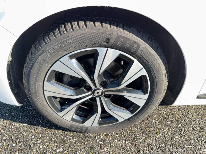 Renault Clio - Photo 15