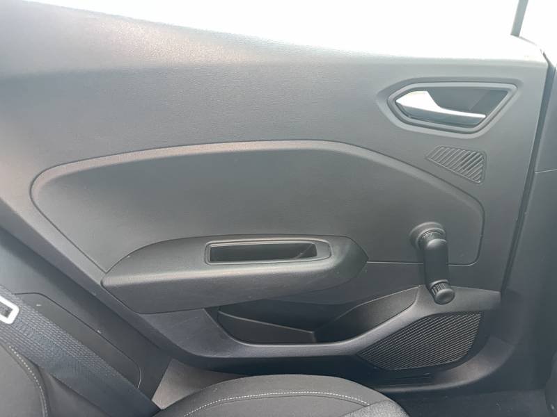 Renault Clio - Photo 32