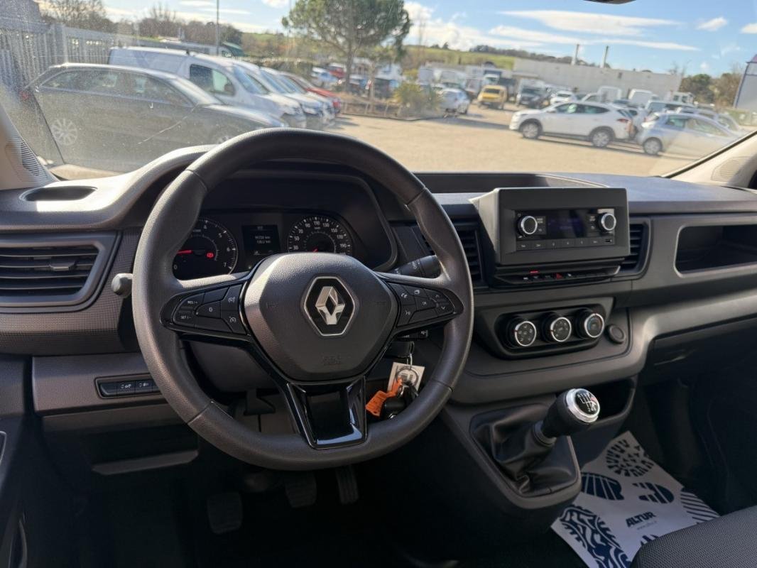 Renault Trafic - Photo 11