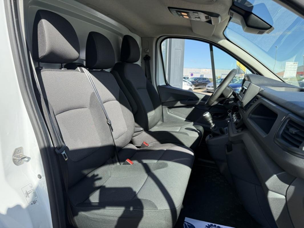 Renault Trafic - Photo 17