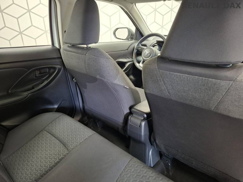 Toyota Yaris - Photo 16