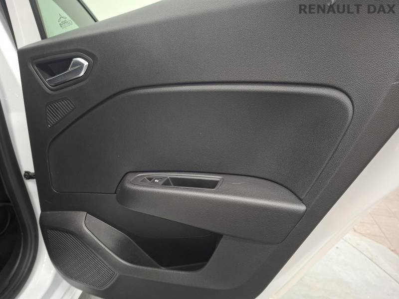 Renault Clio - Photo 19