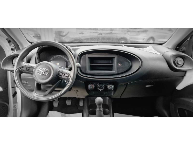 Toyota aygo x - Photo 28