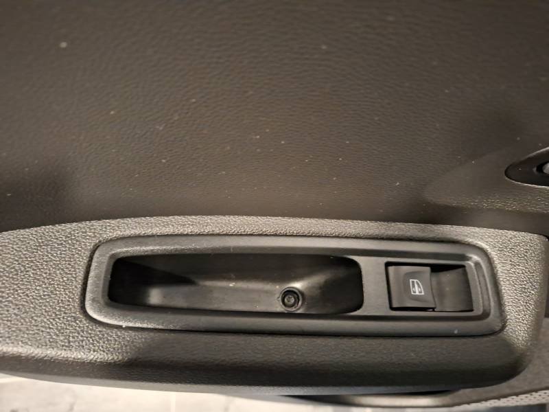 Dacia Sandero - Photo 28