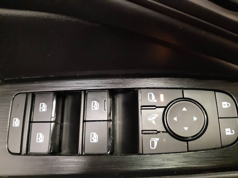 Nissan Qashqai - Photo 28