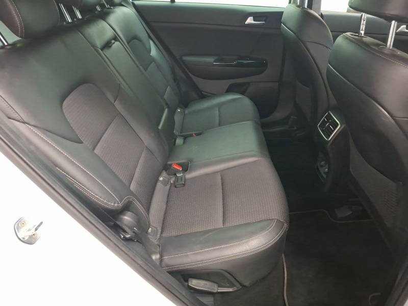 Kia Sportage - Photo 16