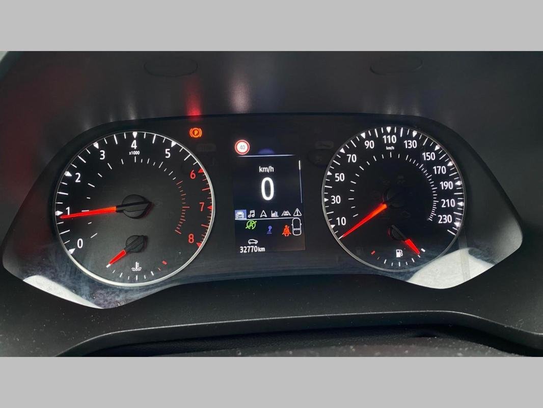 Renault Captur - Photo 11