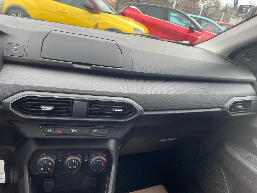 Dacia Sandero - Photo 13