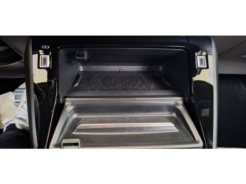 Peugeot 208 - Photo 27
