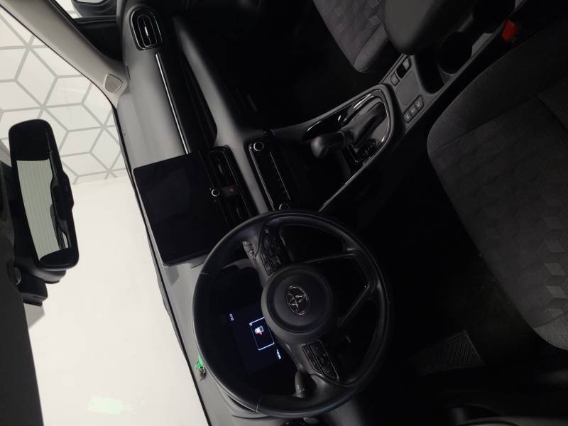 Toyota Yaris - Photo 11