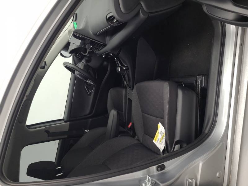 Toyota Yaris - Photo 12