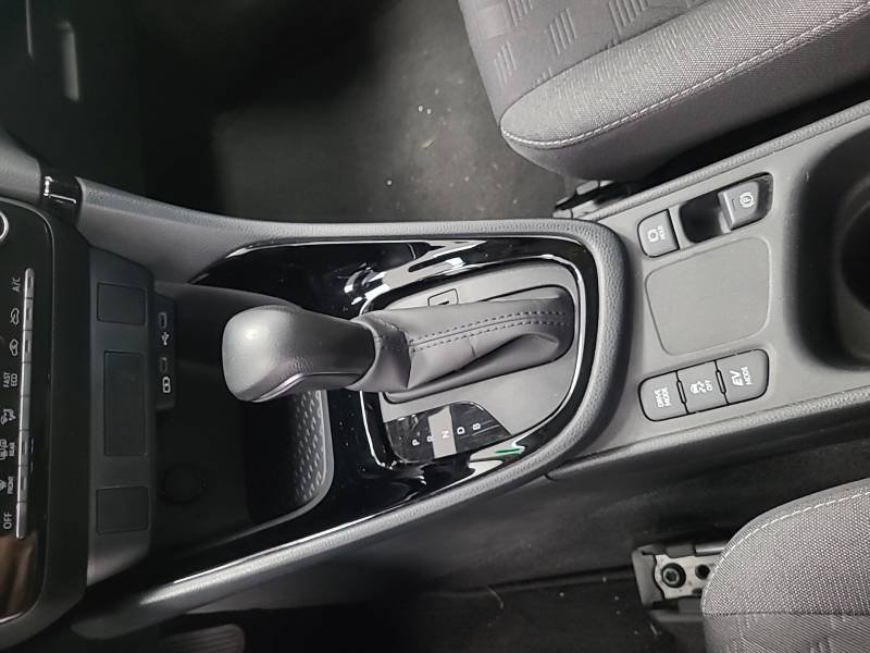 Toyota Yaris - Photo 29
