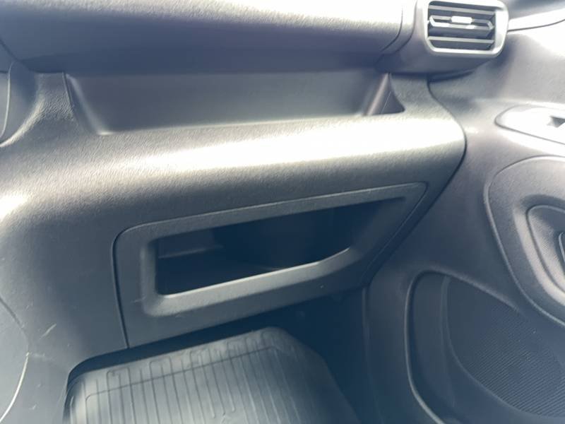 Toyota Proace City - Photo 31