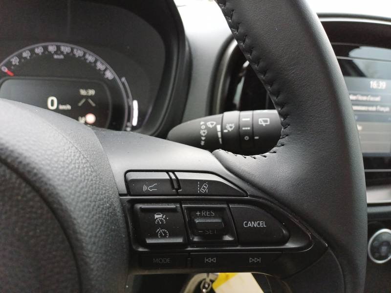 Toyota aygo x - Photo 22