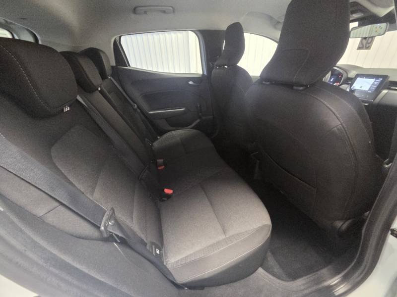 Renault Clio - Photo 17