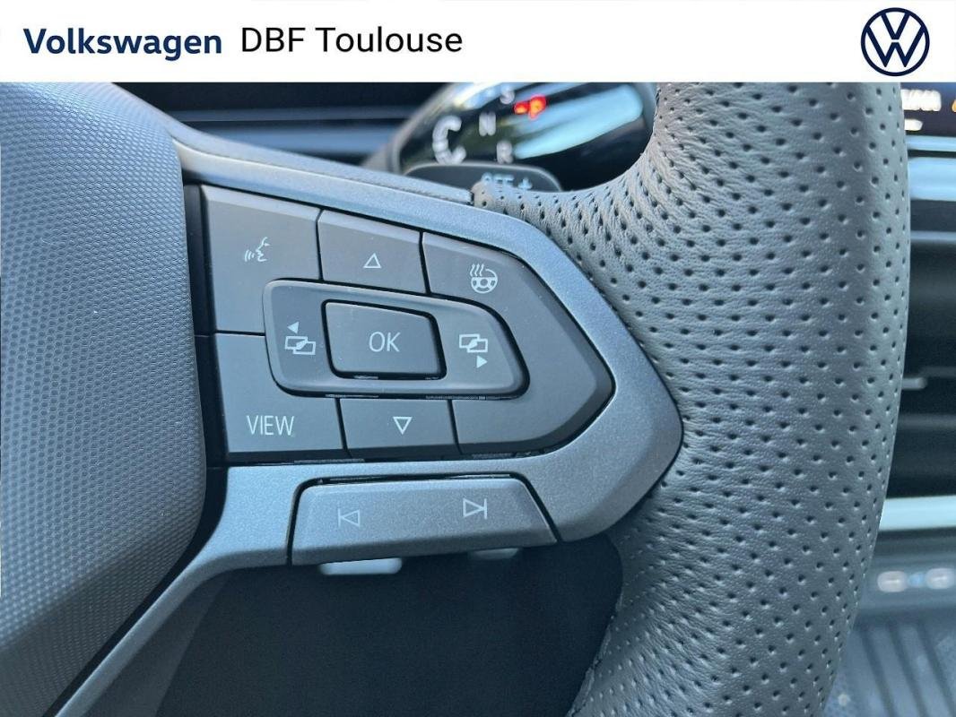 Volkswagen T-Roc - Photo 22