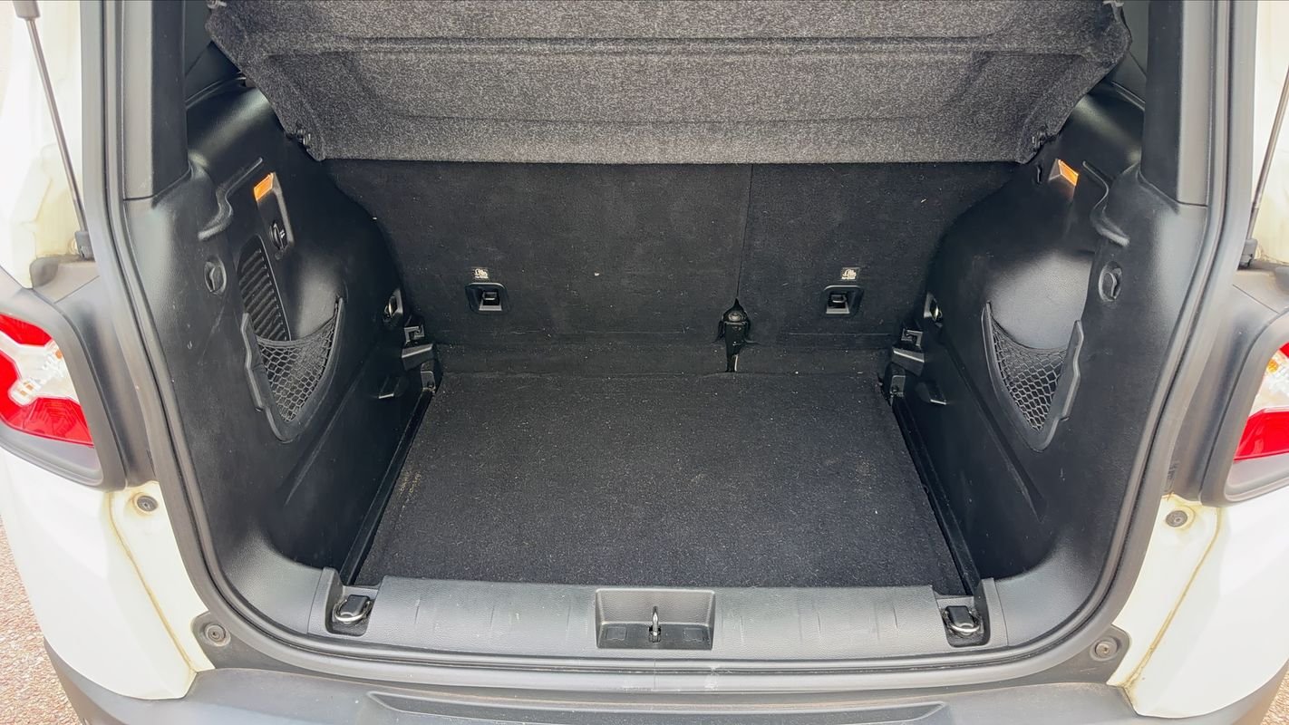 Jeep Renegade - Photo 14