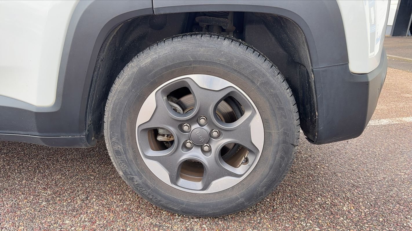 Jeep Renegade - Photo 19
