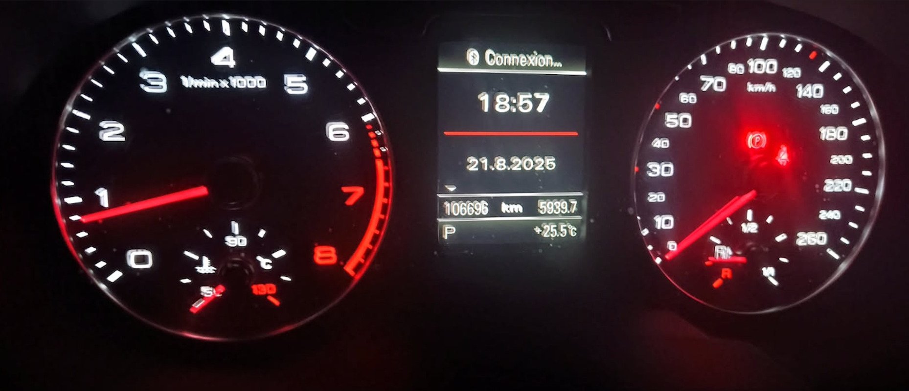 Audi Q3 - Photo 12