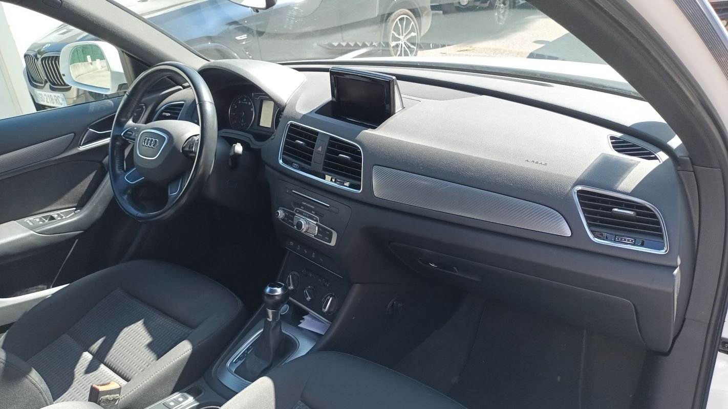 Audi Q3 - Photo 10