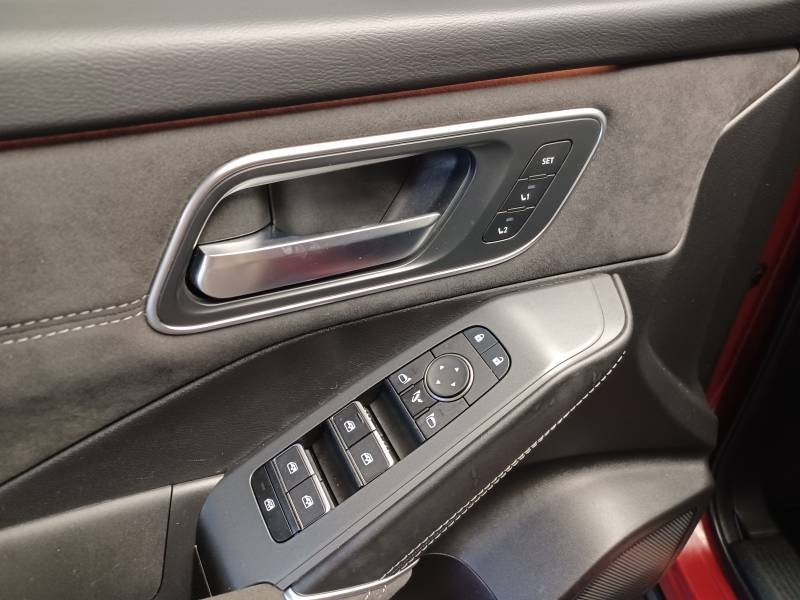Nissan Qashqai - Photo 12